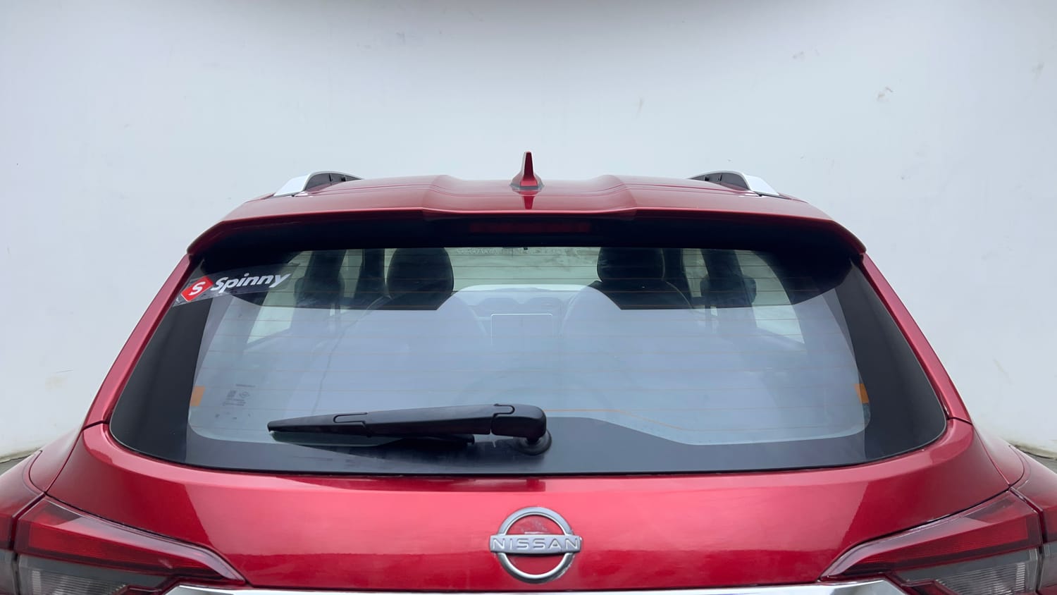Used 2023 Nissan Magnite XV Premium Turbo Petrol Manual exterior BACK WINDSHIELD VIEW