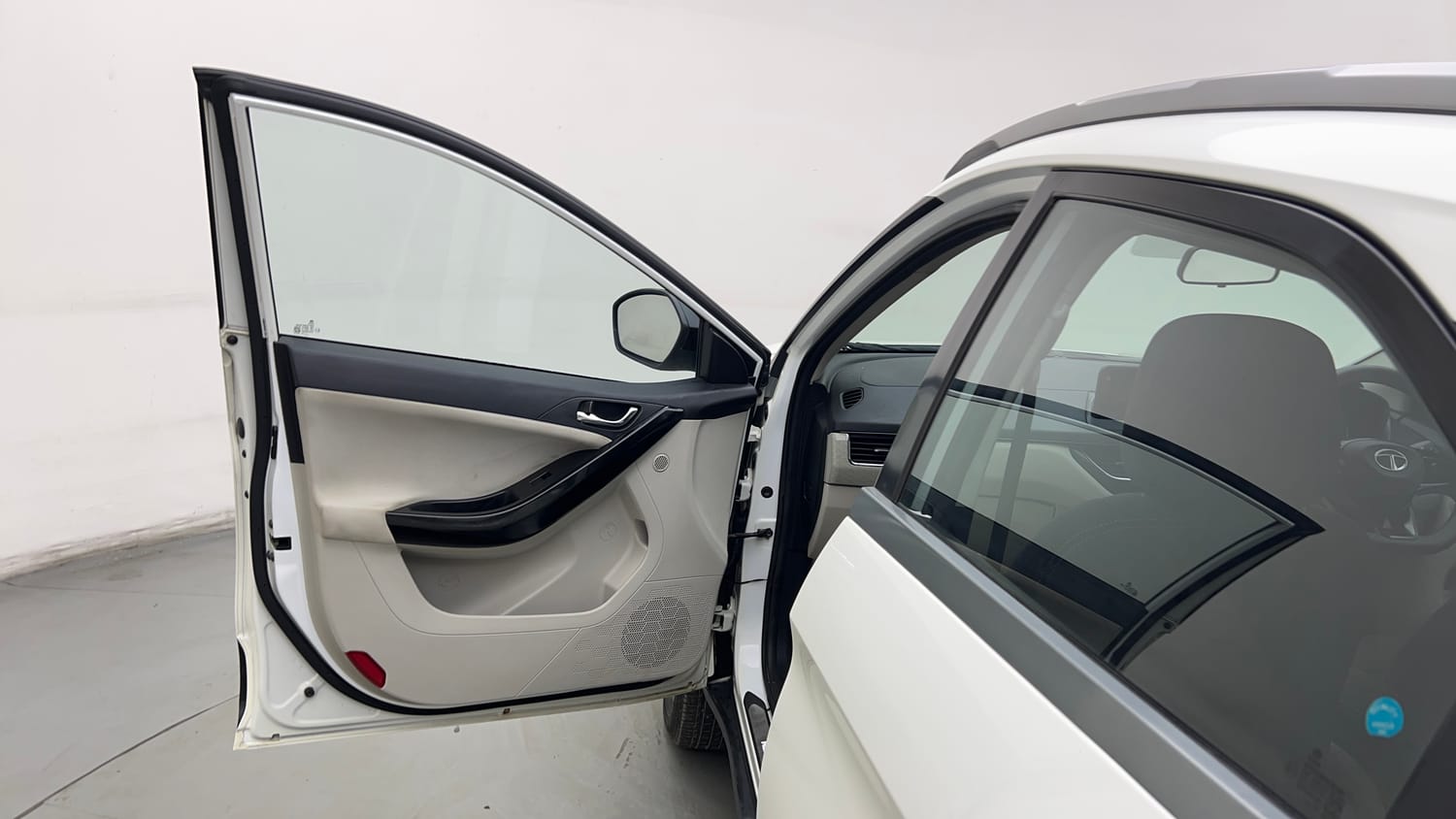 Used 2022 Tata Nexon XZ Plus Petrol Manual interior LEFT FRONT DOOR OPEN VIEW