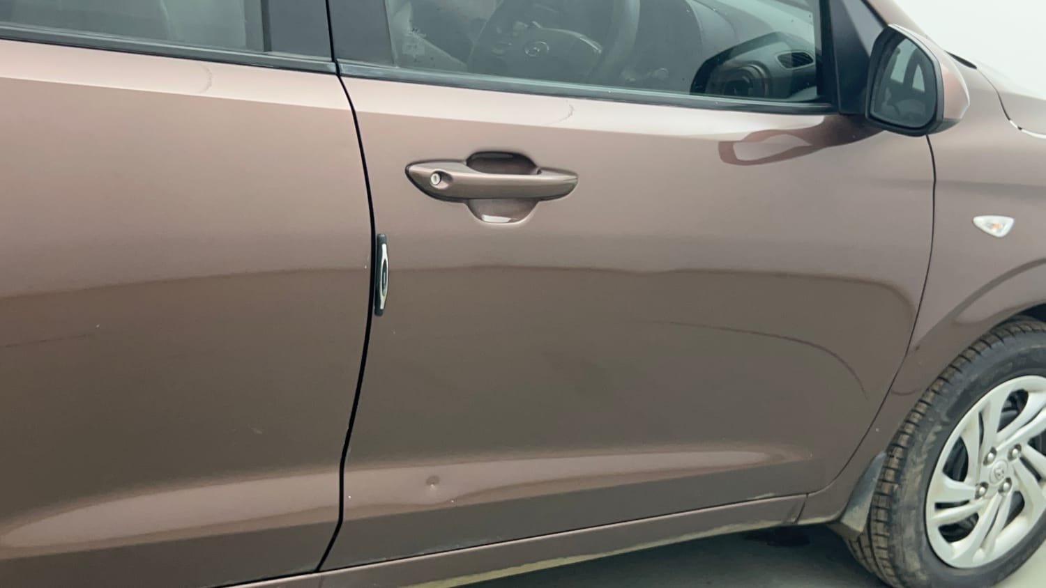 Used 2020 Hyundai Aura S 1.2 Petrol Petrol Manual dents MINOR DENT