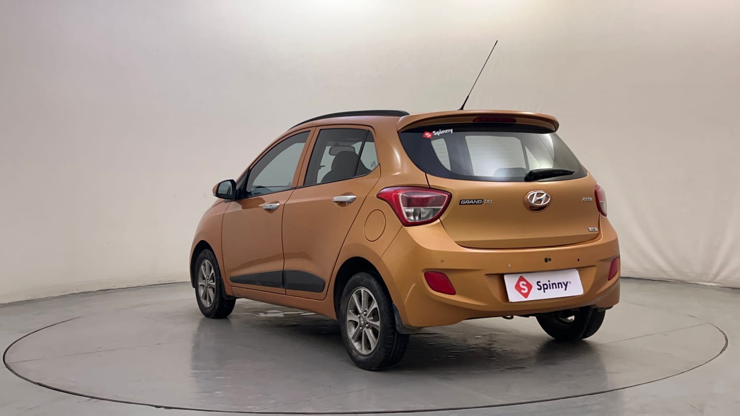 Used 2015 Hyundai Grand i10 Asta 1.2 Kappa VTVT (O) Petrol Manual exterior LEFT REAR CORNER VIEW