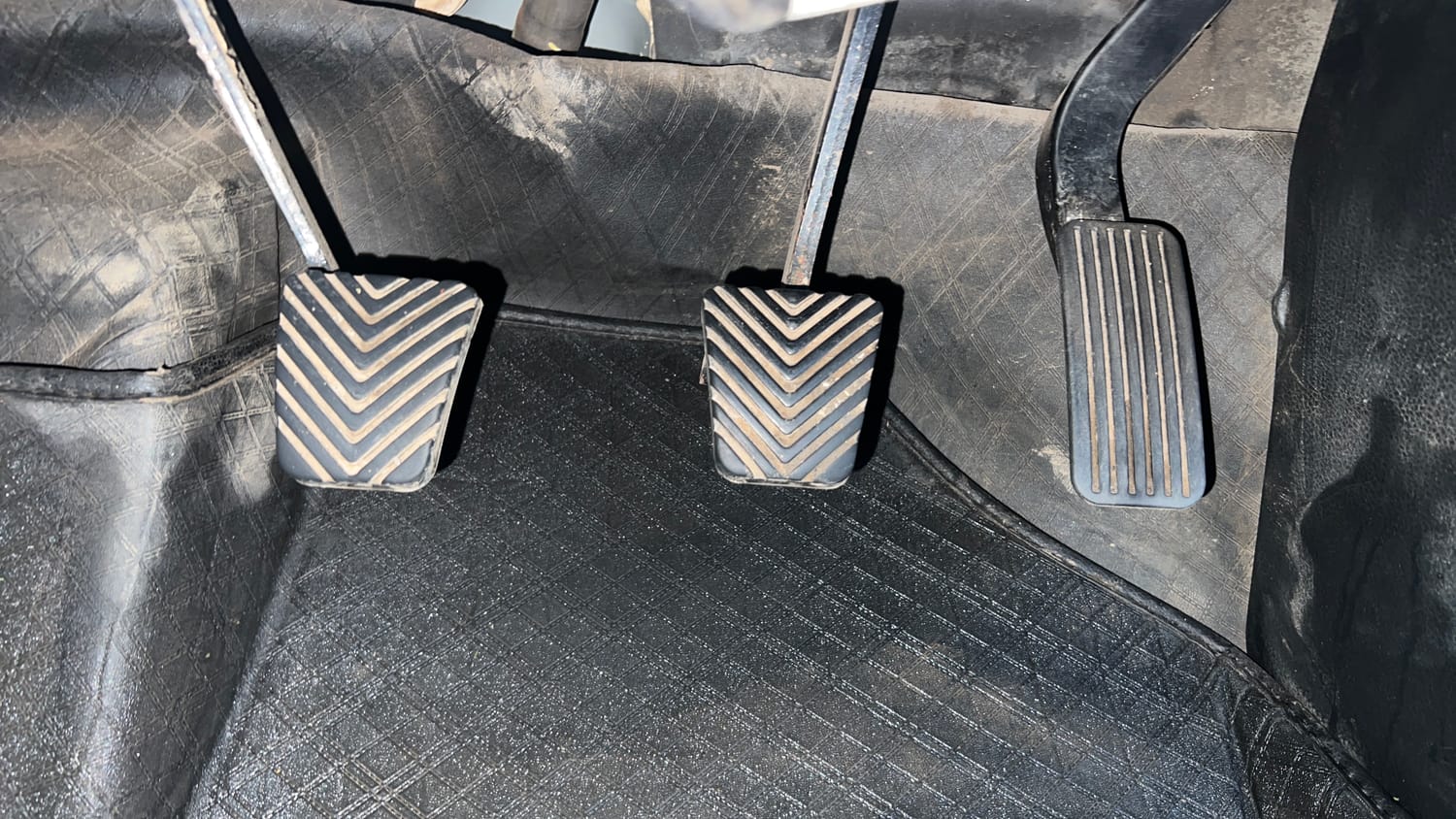 Used 2021 Kia Seltos HTX 1.5 Petrol Manual interior PEDALS VIEW
