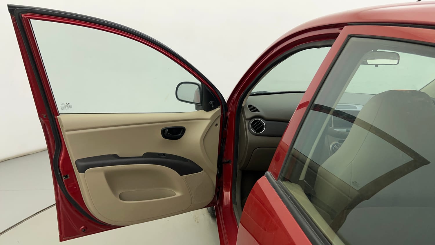 Used 2012 Hyundai i10 Era 1.1 iRDE2 Petrol Manual interior LEFT FRONT DOOR OPEN VIEW