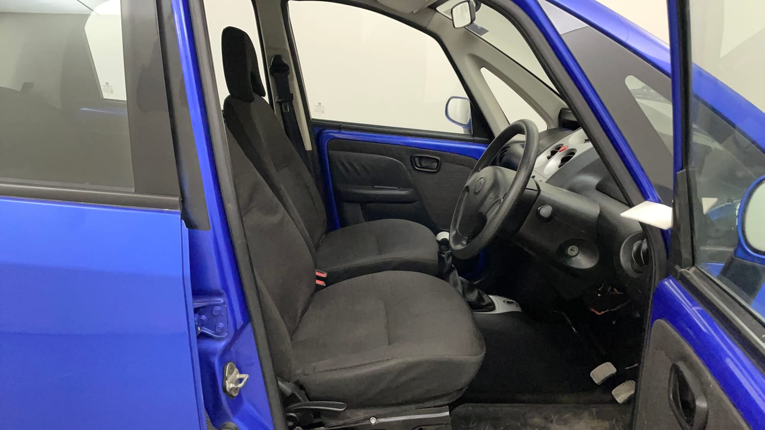 Used 2015 Tata Nano Twist XT Petrol Manual interior RIGHT SIDE FRONT DOOR CABIN VIEW
