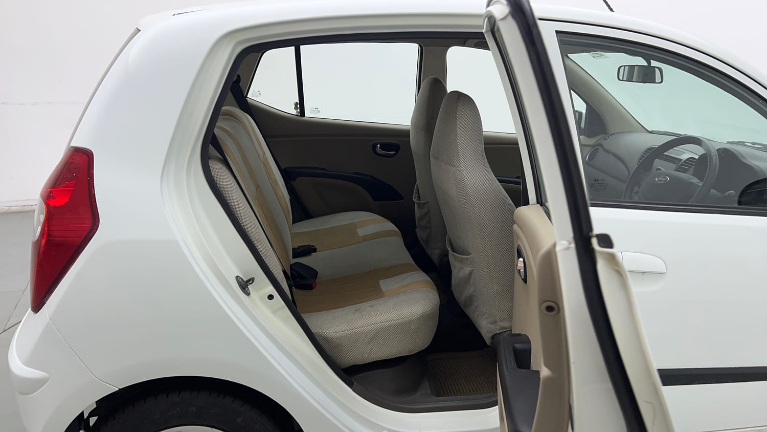 Used 2013 Hyundai i10 Magna 1.1 iRDE2 Petrol Manual interior RIGHT SIDE REAR DOOR CABIN VIEW