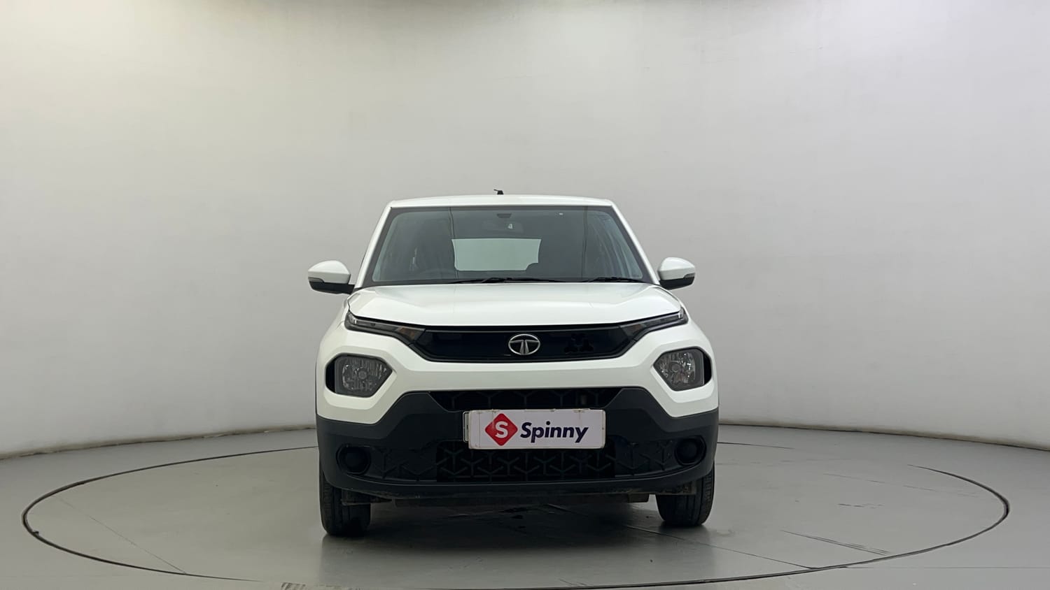 Used 2022 Tata Punch Adventure Rhythm Pack MT Petrol Manual exterior FRONT VIEW