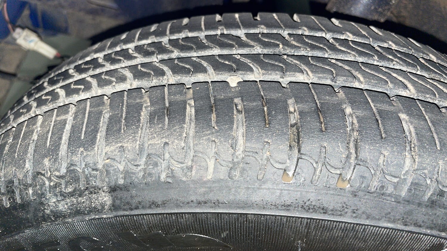 Used 2015 Tata Nano Twist XT Petrol Manual tyres LEFT FRONT TYRE TREAD VIEW