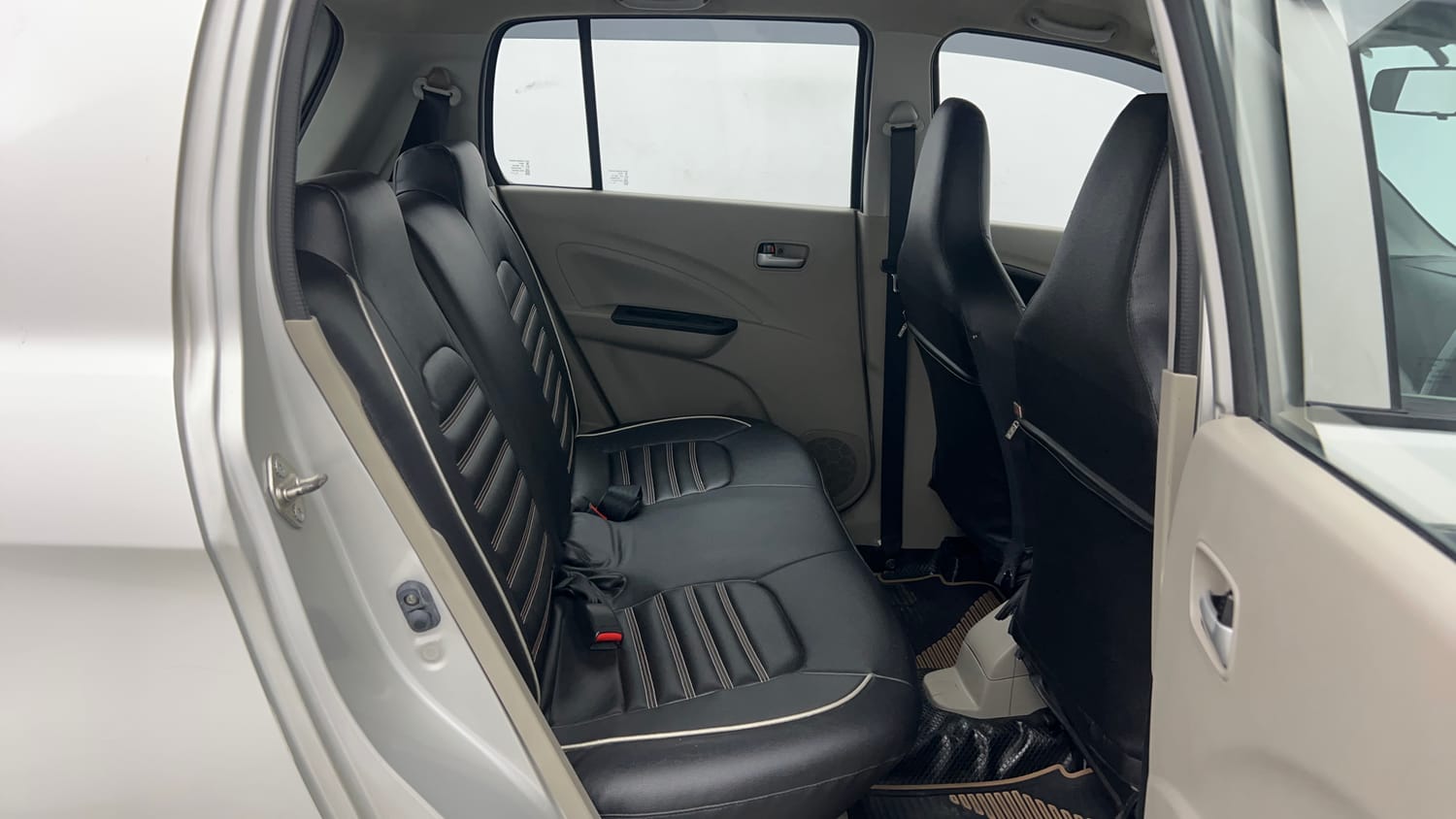 Used 2015 Maruti Suzuki Celerio VXi Petrol Manual interior RIGHT SIDE REAR DOOR CABIN VIEW