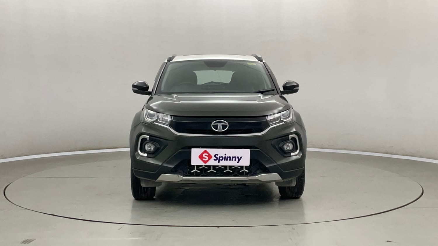 Used 2021 Tata Nexon XZA Plus (O) Diesel Diesel Automatic exterior FRONT VIEW