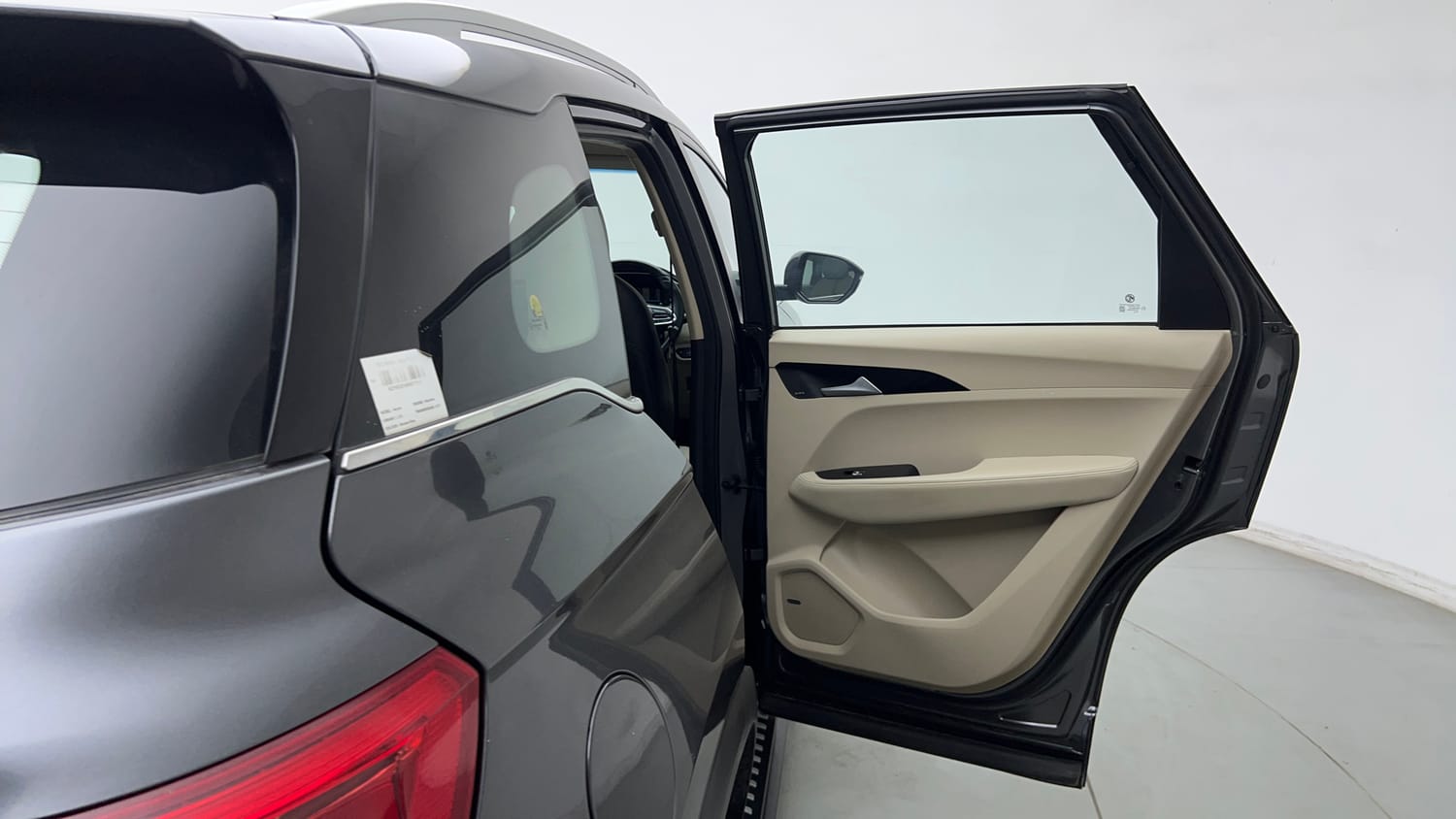 Used 2022 MG Motors Hector Sharp 1.5 Petrol CVT Petrol Automatic interior RIGHT REAR DOOR OPEN VIEW