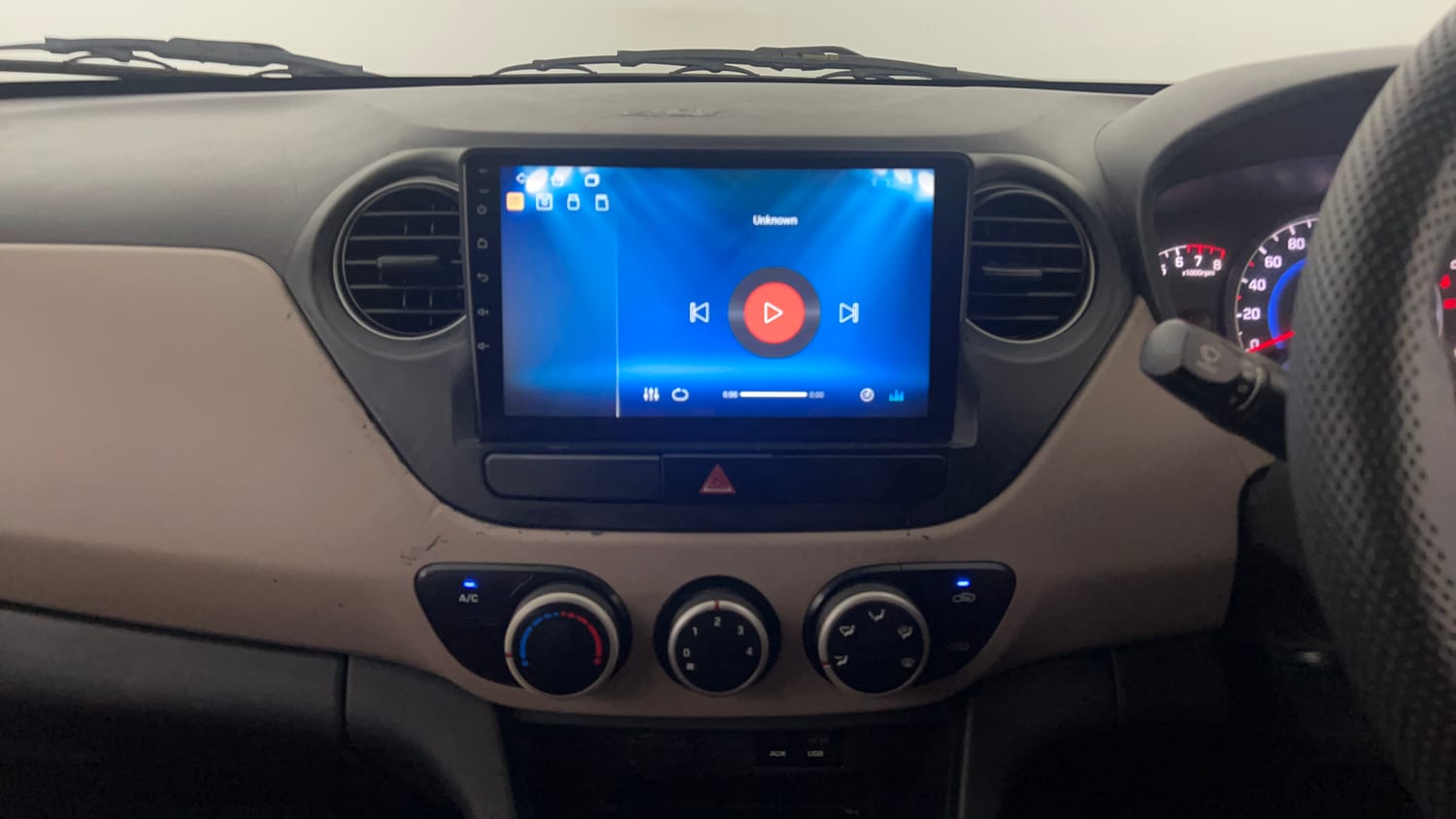 Used 2015 Hyundai Grand i10 Sportz 1.2 Kappa VTVT Petrol Manual interior MUSIC SYSTEM & AC CONTROL VIEW