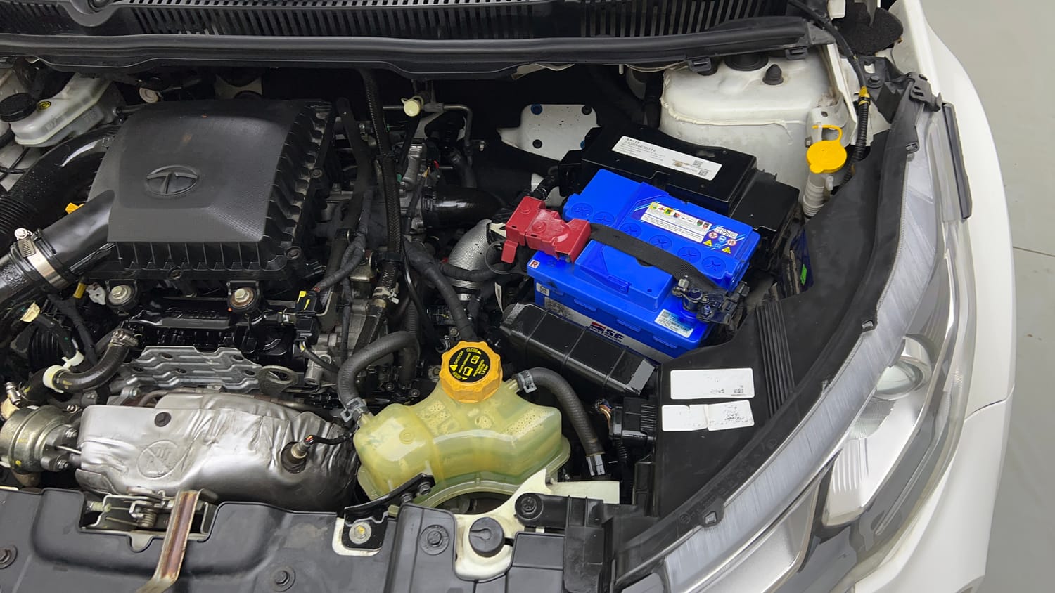 Used 2022 Tata Nexon XZ Plus Petrol Manual engine ENGINE LEFT SIDE VIEW