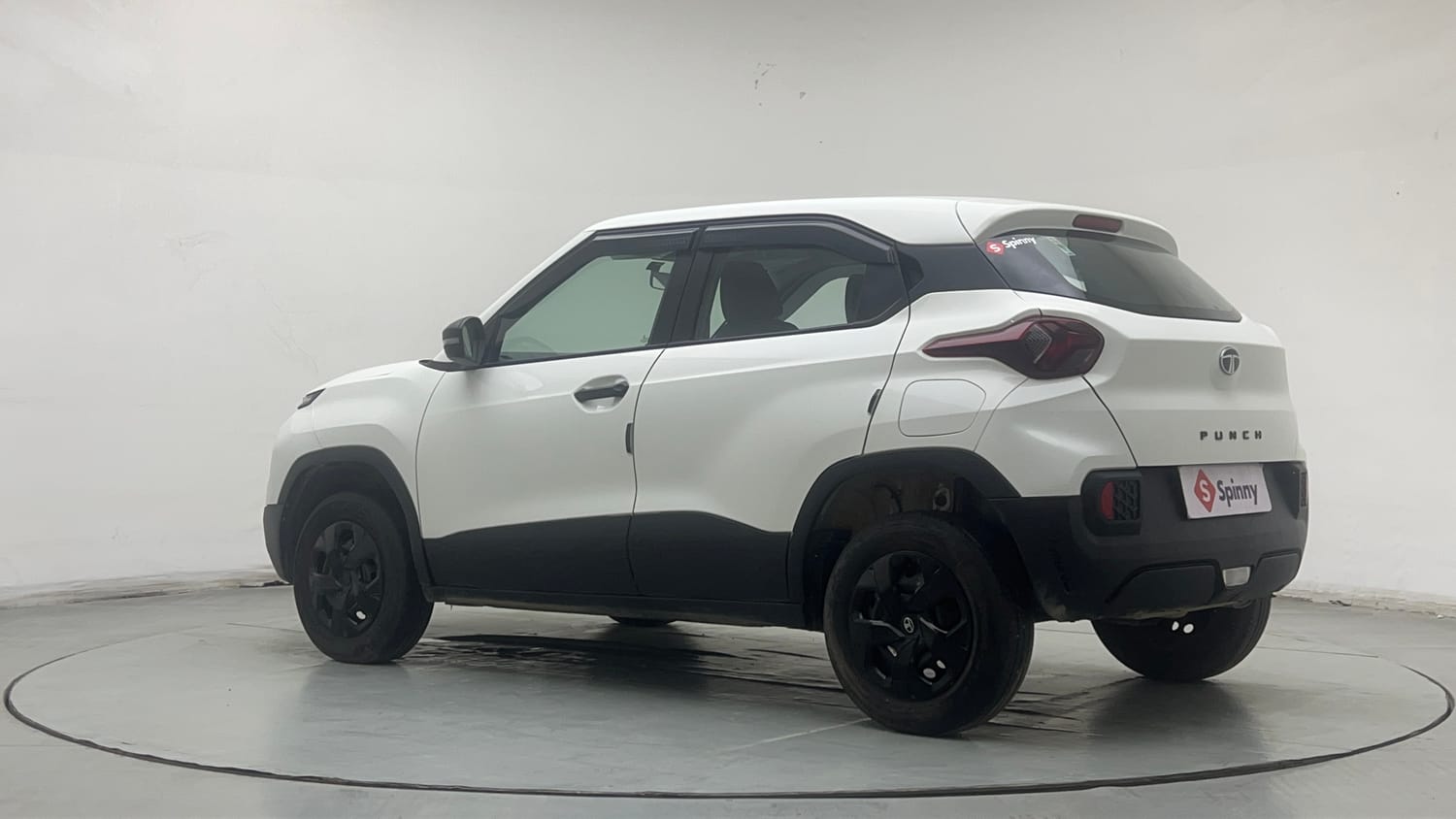 Used 2025 Tata Punch Pure (o) Petrol Manual exterior LEFT REAR CORNER VIEW