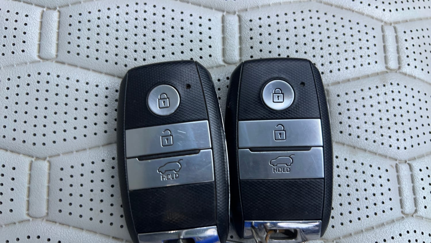 Used 2021 Kia Seltos HTX 1.5 Petrol Manual extra CAR KEY VIEW