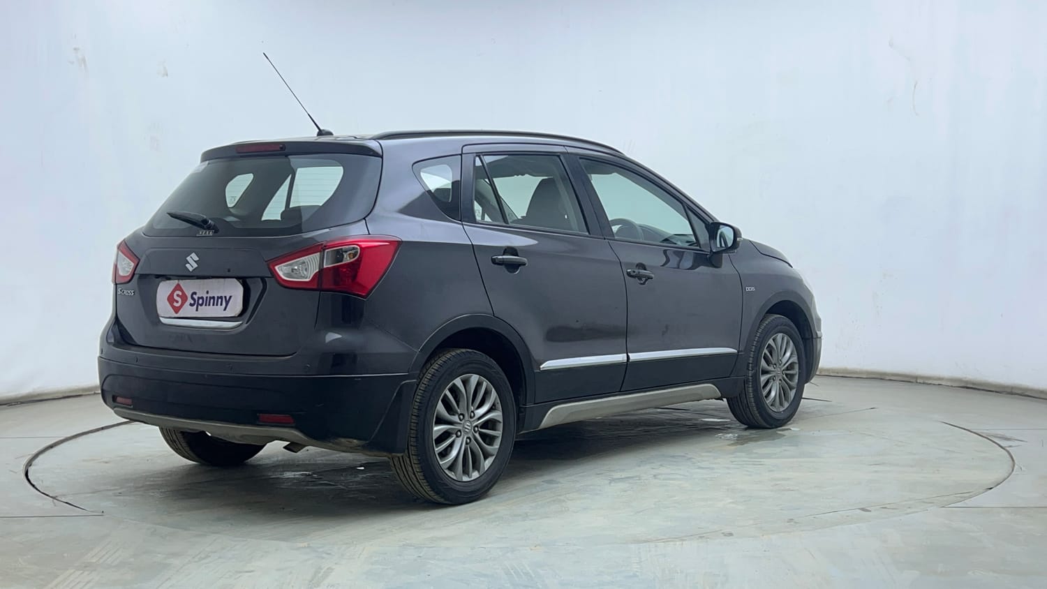 Used 2017 Maruti Suzuki S-Cross Zeta 1.3 Diesel Manual exterior RIGHT REAR CORNER VIEW