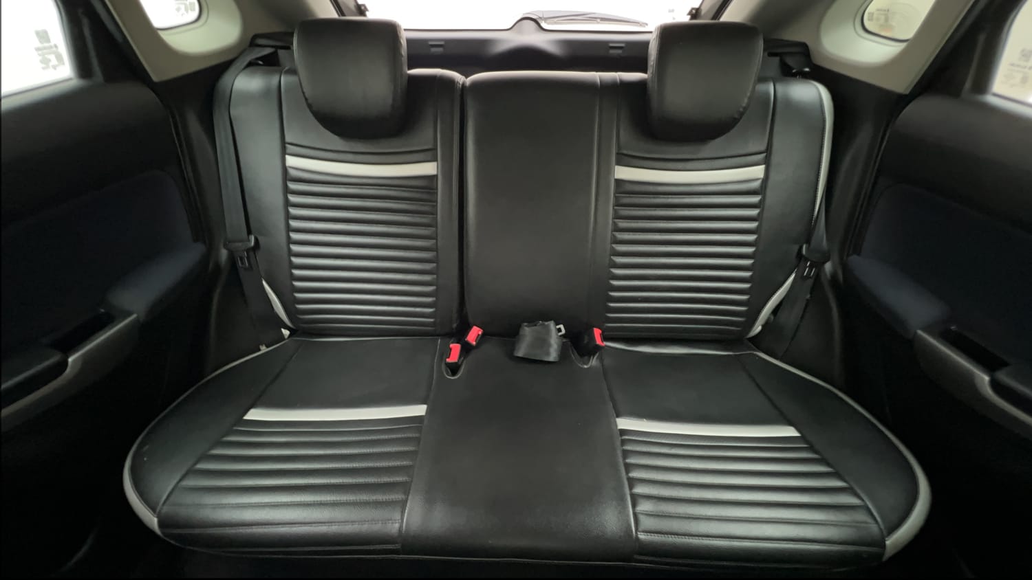 Used 2019 Maruti Suzuki Baleno Alpha Petrol Manual interior REAR SEAT CONDITION VIEW
