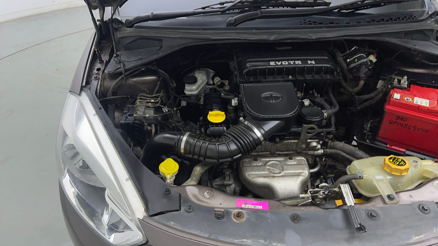 Used 2018 Tata Tiago XZ CNG (Outside Fitted) Cng Manual engine ENGINE RIGHT SIDE VIEW