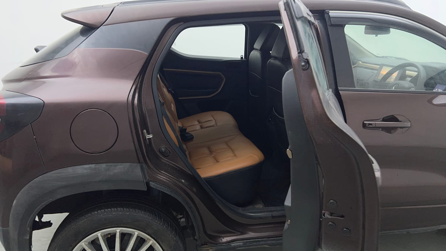 Used 2021 Renault Kiger RXT AMT Petrol Automatic interior RIGHT SIDE REAR DOOR CABIN VIEW