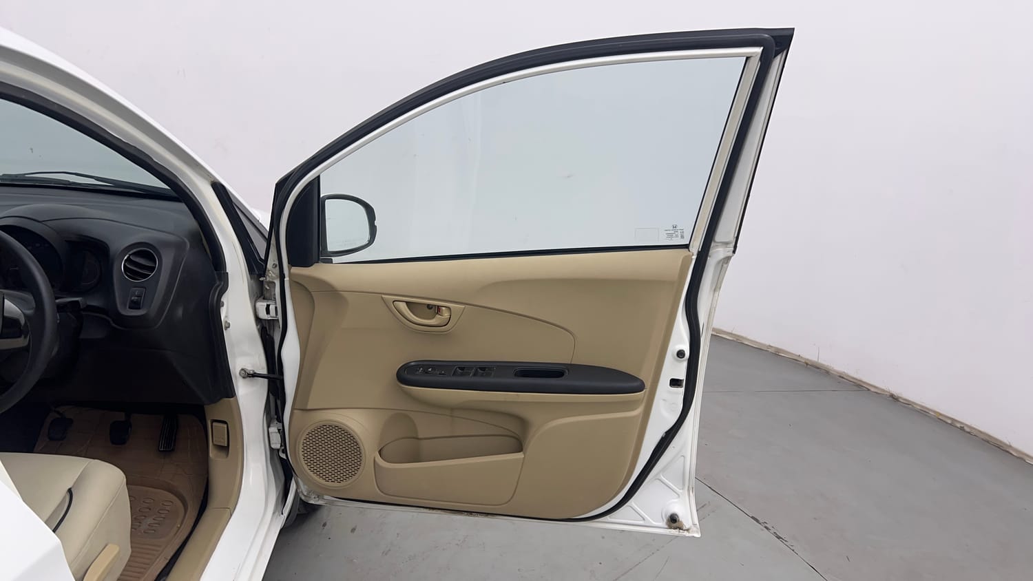 Used 2016 Honda Amaze 1.2 S i-VTEC Petrol Manual interior RIGHT FRONT DOOR OPEN VIEW