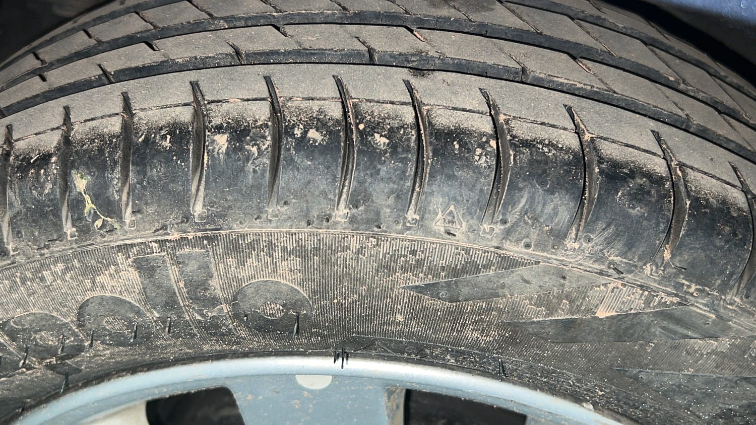Used 2014 Hyundai Xcent SX 1.2 Petrol Manual tyres RIGHT REAR TYRE TREAD VIEW
