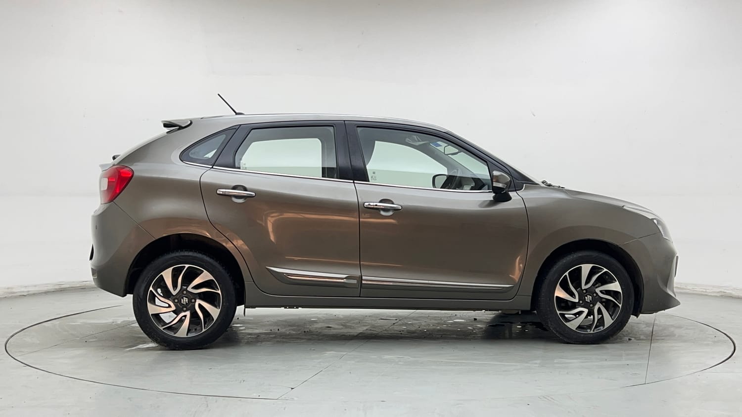 Used 2020 Maruti Suzuki Baleno Zeta Automatic Petrol Automatic exterior RIGHT SIDE VIEW