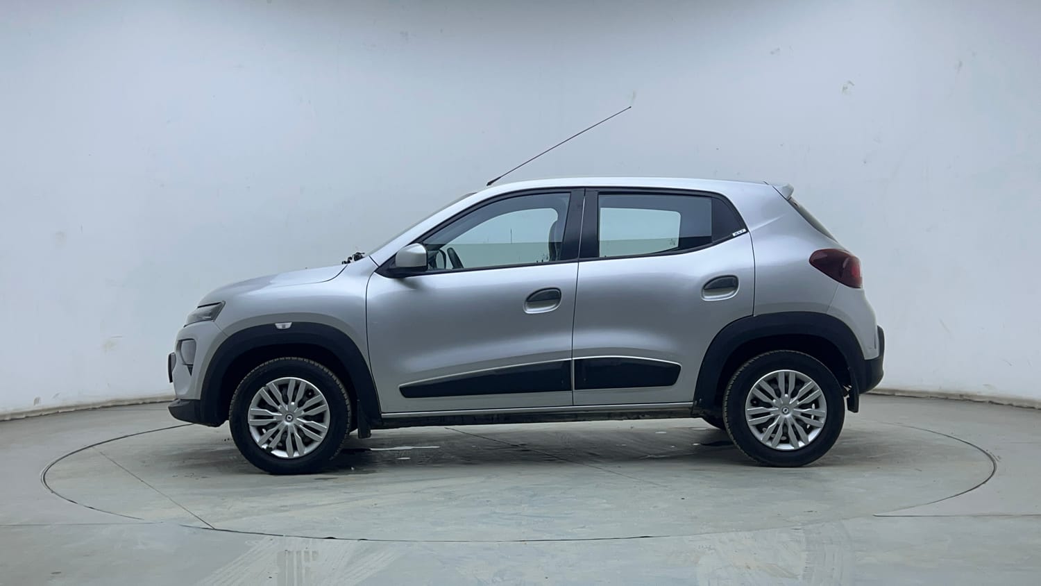 Used 2020 Renault Kwid 1.0 RXT AMT Opt Petrol Automatic exterior LEFT SIDE VIEW