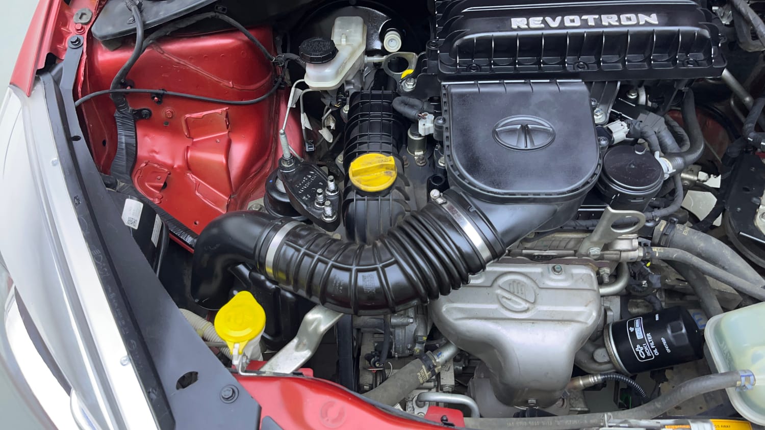 Used 2018 Tata Tiago Revotron XT Petrol Manual engine ENGINE RIGHT SIDE VIEW