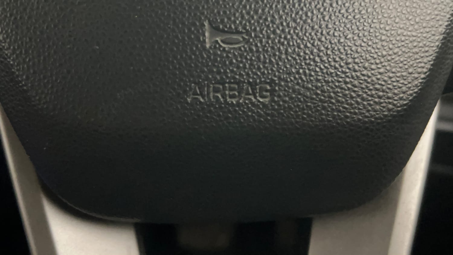 Used 2018 Hyundai Creta SX Plus 1.6 AT Petrol Petrol Automatic top_features Airbags