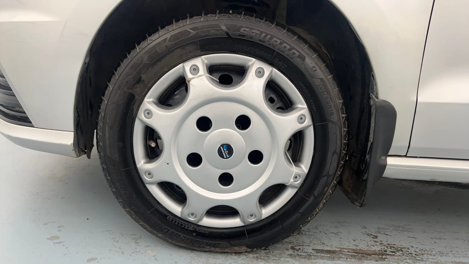 Used 2019 Volkswagen Ameo Comfortline 1.0L (P) Petrol Manual tyres LEFT FRONT TYRE RIM VIEW