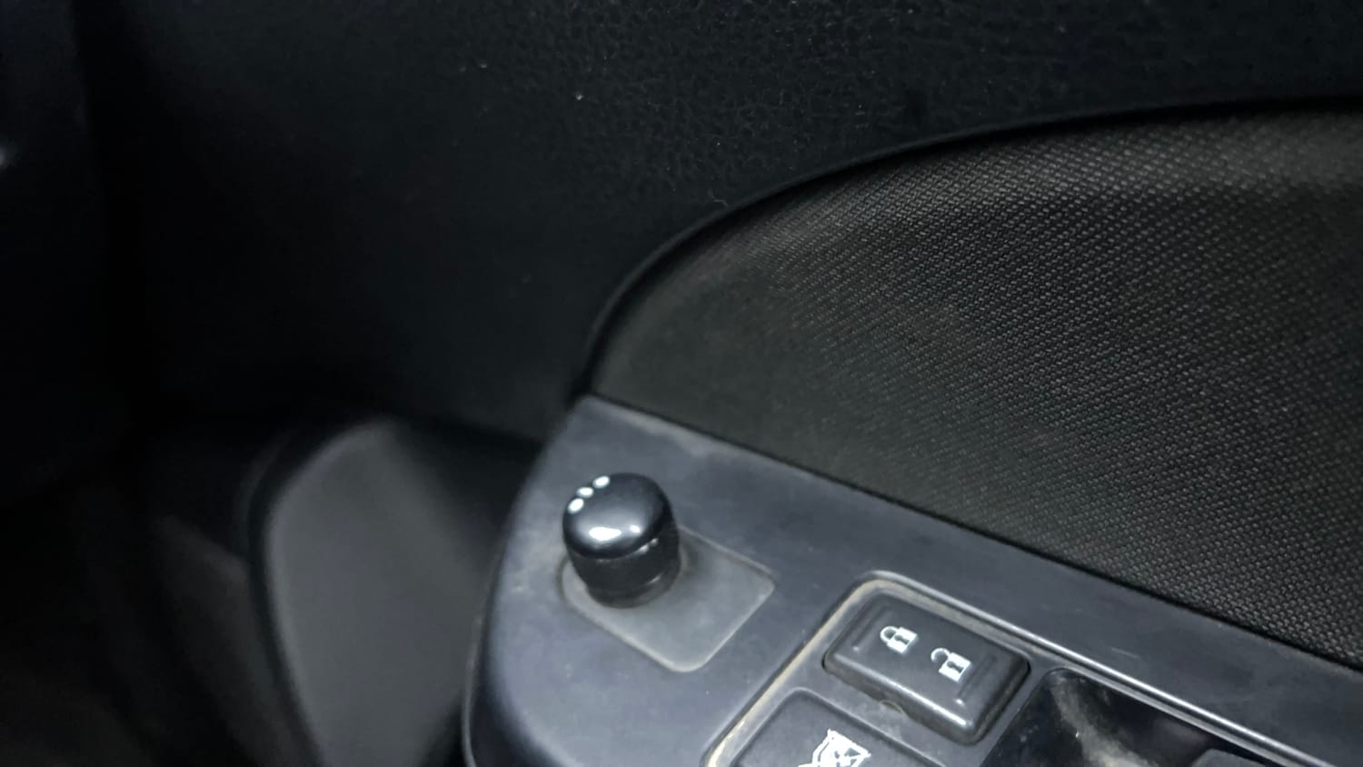Used 2012 Maruti Suzuki Swift VXi Petrol Manual top_features Adjustable ORVM