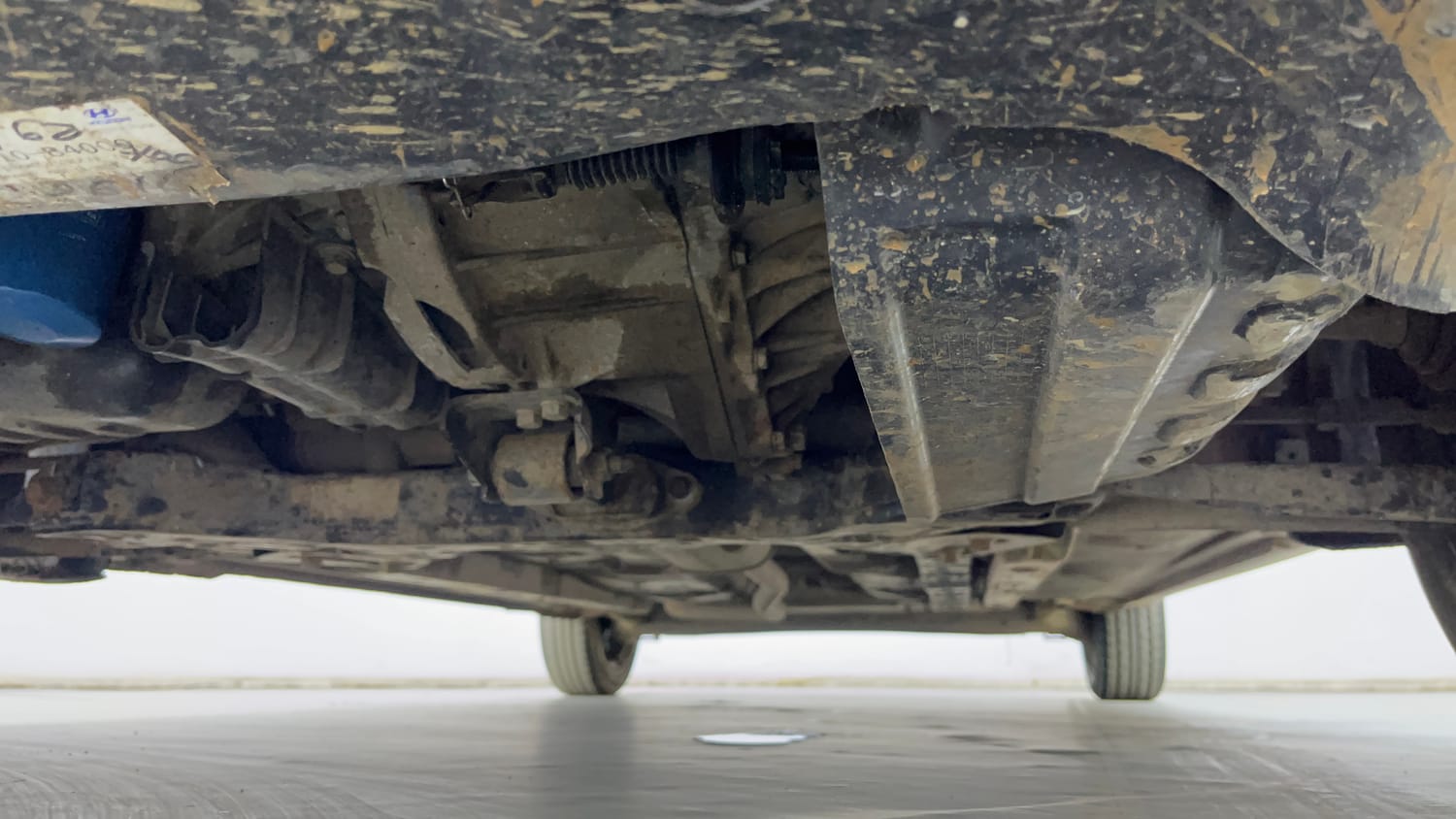 Used 2019 Hyundai Grand i10 Sportz 1.2 Kappa VTVT Petrol Manual extra FRONT LEFT UNDERBODY VIEW