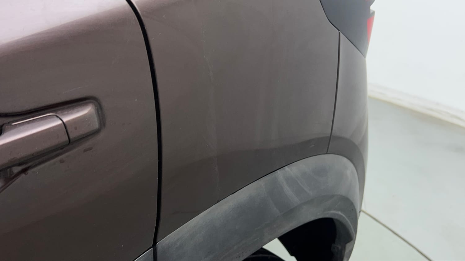 Used 2021 Renault Kiger RXT AMT Petrol Automatic dents MINOR SCRATCH