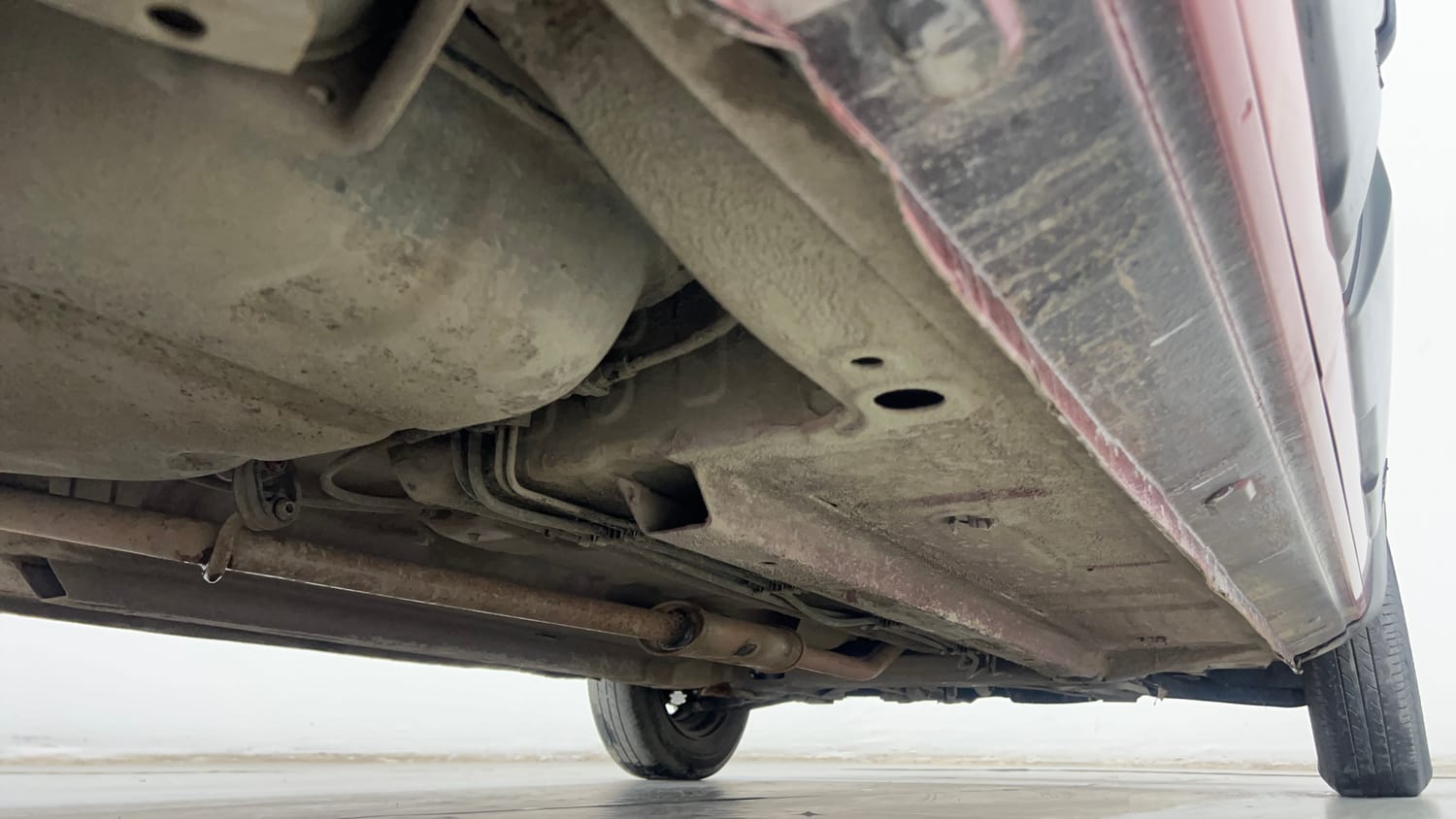 Used 2016 Renault Kwid RXT Petrol Manual extra REAR RIGHT UNDERBODY VIEW