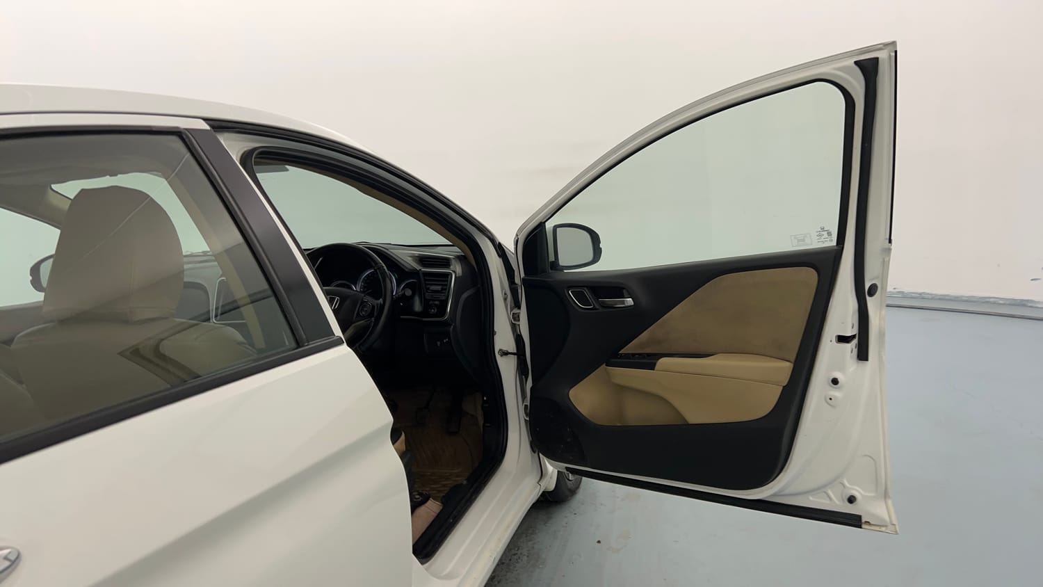 Used 2019 Honda City VX Petrol Petrol Manual interior RIGHT FRONT DOOR OPEN VIEW