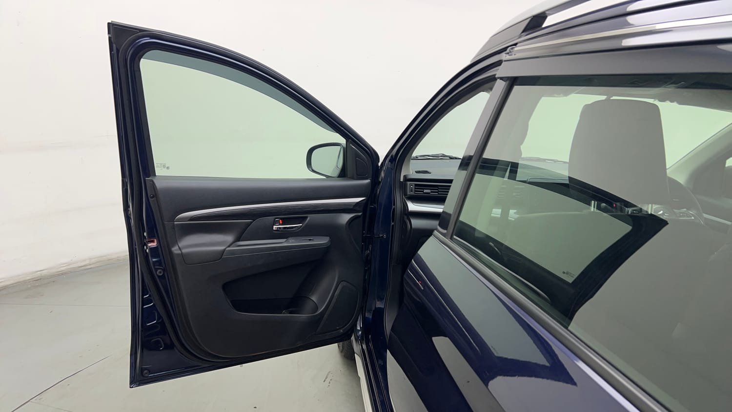 Used 2022 Maruti Suzuki XL6 Alpha Plus MT Petrol Petrol Manual interior LEFT FRONT DOOR OPEN VIEW