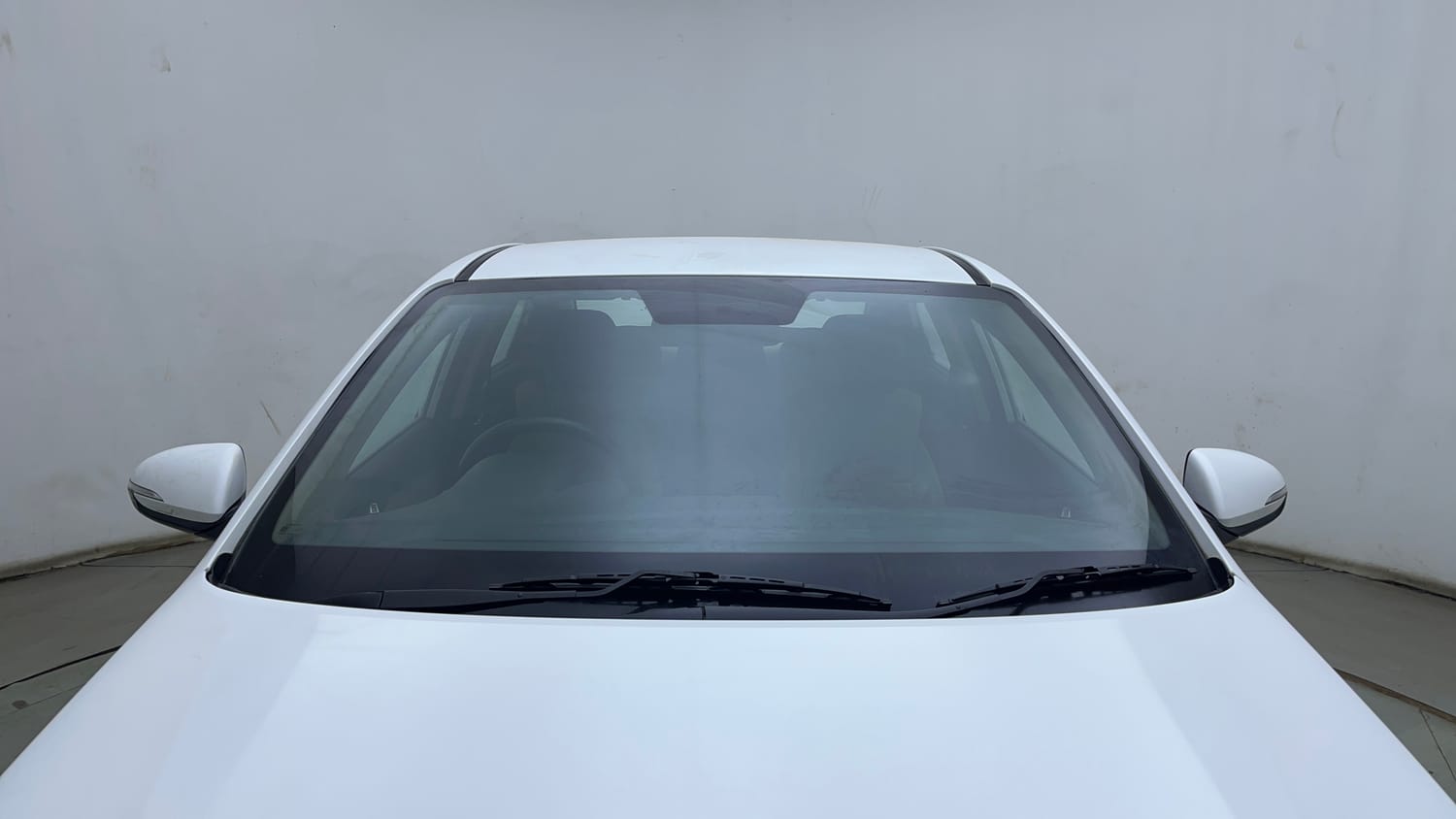 Used 2019 Hyundai Verna EX 1.4 VTVT Petrol Manual exterior FRONT WINDSHIELD VIEW