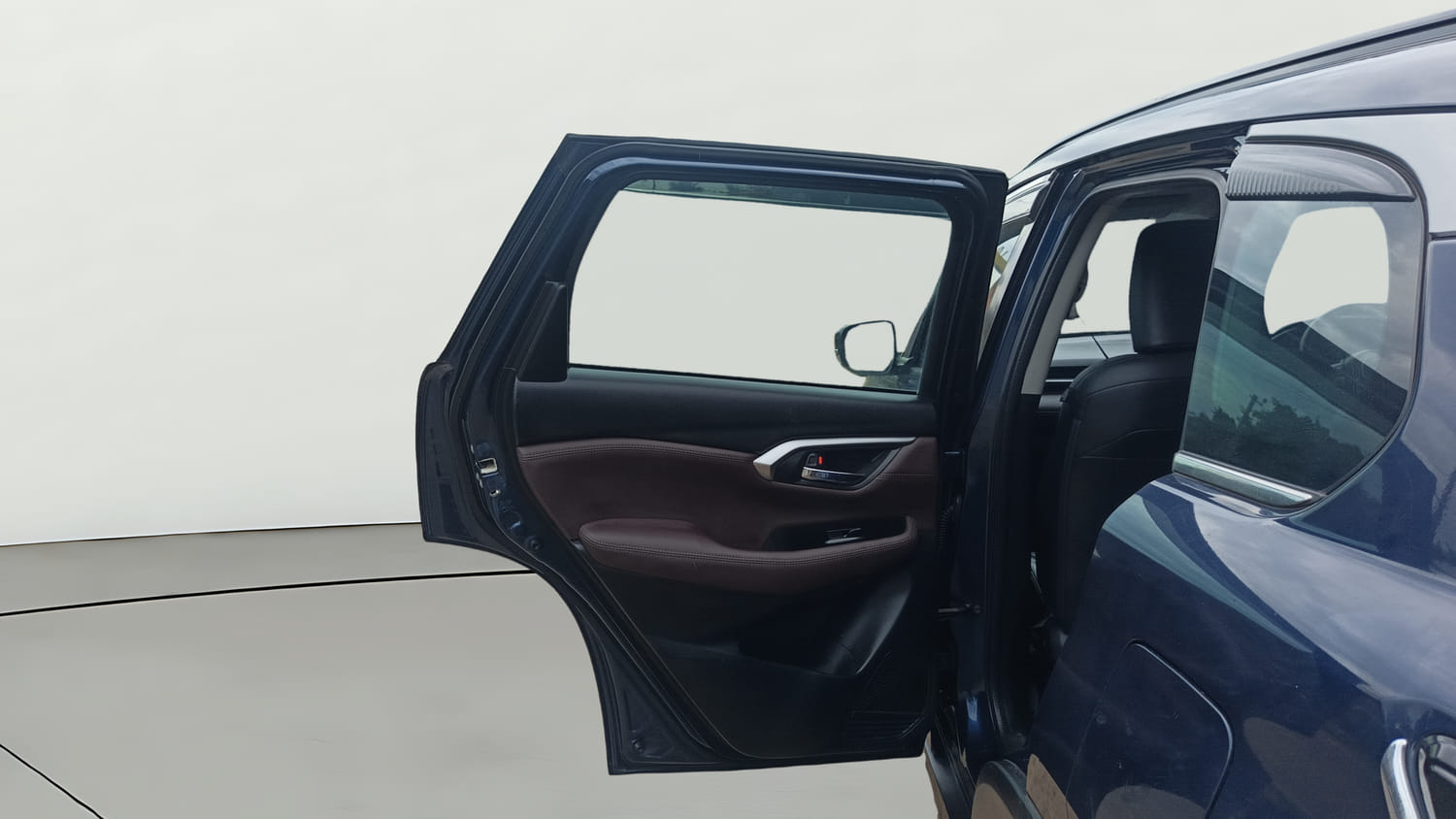 Used 2022 Maruti Suzuki Grand Vitara Alpha Smart Hybrid AT Petrol Automatic interior LEFT REAR DOOR OPEN VIEW