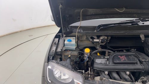 Used 2017 Renault Kwid 1.0 RXL Petrol Manual engine ENGINE RIGHT SIDE HINGE & APRON VIEW