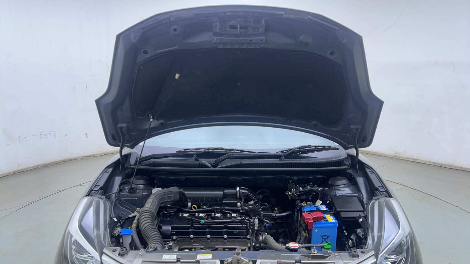 Used 2021 Maruti Suzuki Baleno Zeta Petrol Manual engine ENGINE & BONNET OPEN FRONT VIEW