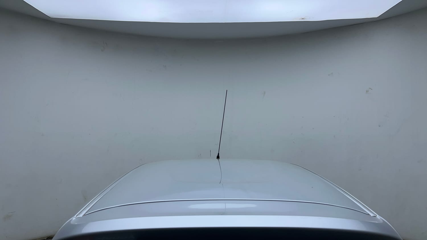 Used 2016 Renault Kwid 1.0 RXT Petrol Manual exterior EXTERIOR ROOF VIEW