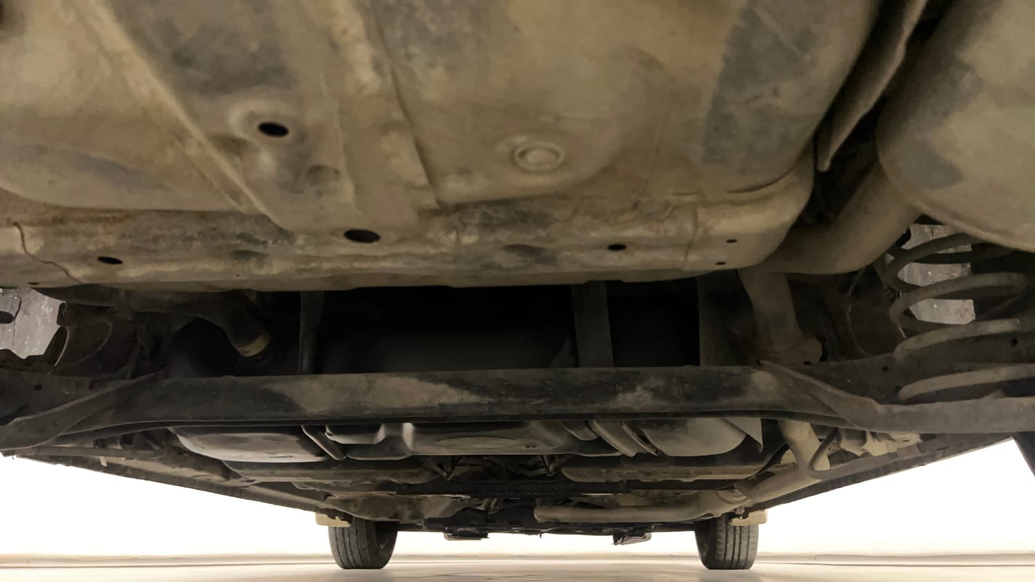 Used 2016 Honda City SV Diesel Diesel Manual extra REAR UNDERBODY VIEW (TAKEN FROM REAR)