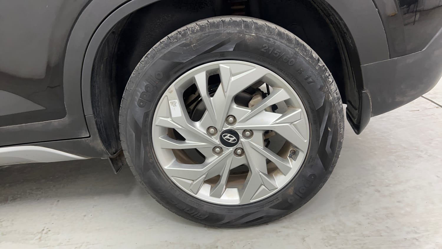 Used 2022 Hyundai Creta SX 1.5 Petrol Executive Petrol Manual tyres LEFT REAR TYRE RIM VIEW