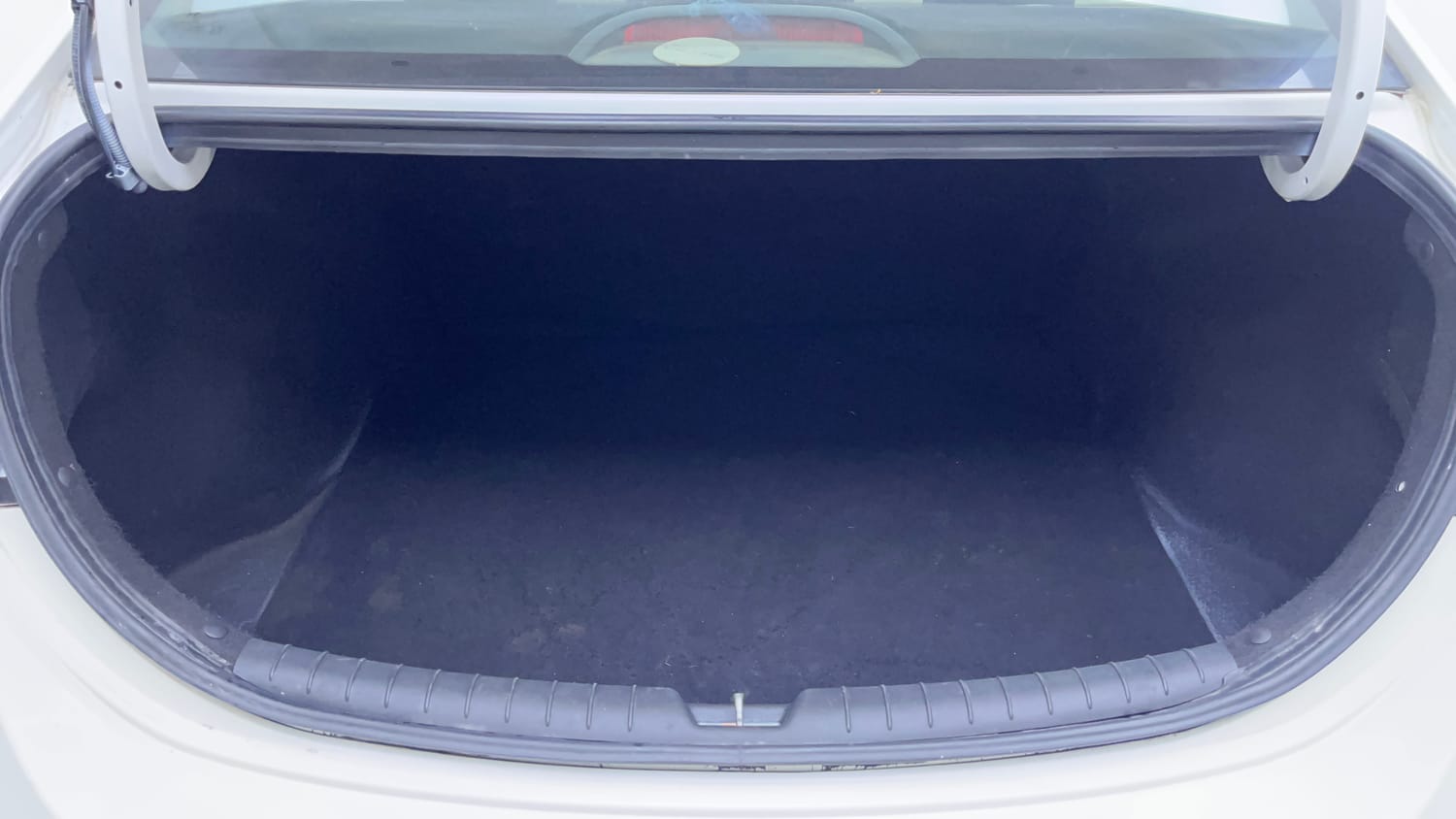 Used 2019 Hyundai Verna EX 1.4 VTVT Petrol Manual interior DICKY INSIDE VIEW