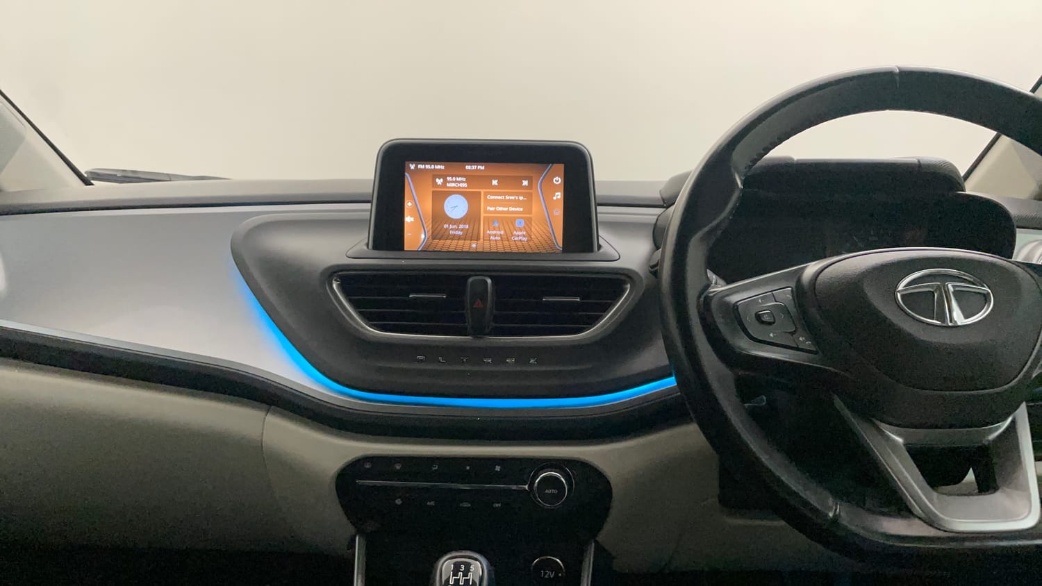 Used 2022 Tata Altroz XZ Plus Petrol Petrol Manual interior MUSIC SYSTEM & AC CONTROL VIEW