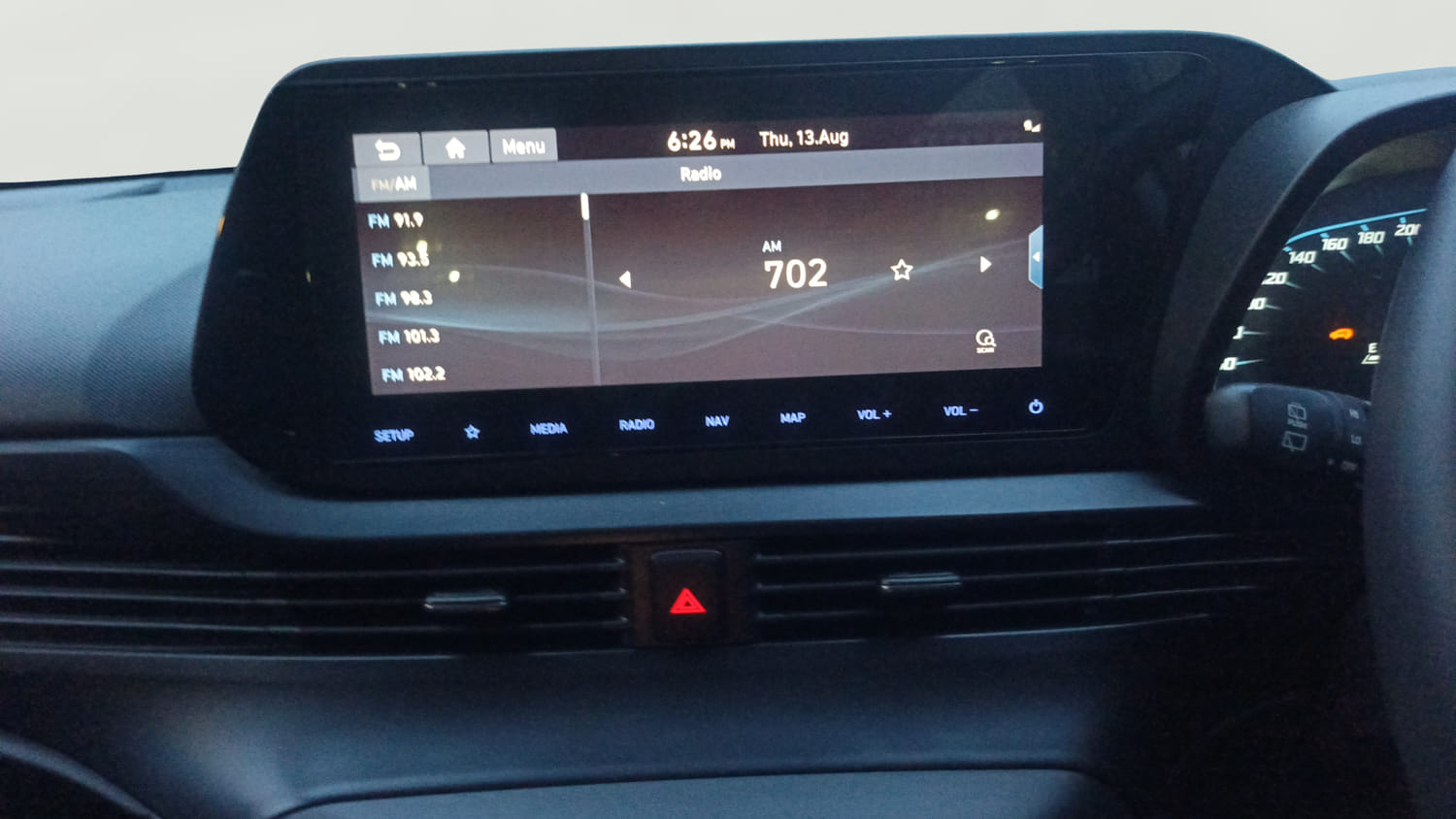 Used 2021 Hyundai i20 Asta 1.0 Turbo DCT Petrol Automatic interior MUSIC SYSTEM & AC CONTROL VIEW