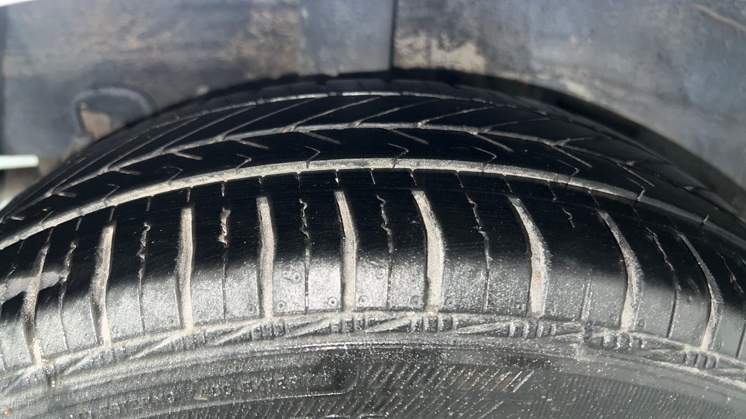 Used 2019 Hyundai Grand i10 Magna 1.2 Kappa VTVT Petrol Manual tyres RIGHT REAR TYRE TREAD VIEW