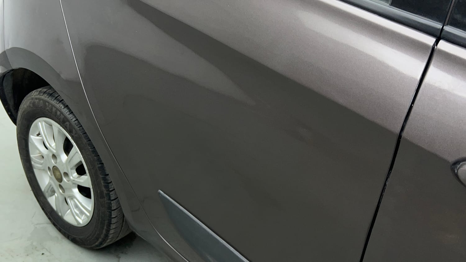 Used 2018 Tata Tiago XZ CNG (Outside Fitted) Cng Manual dents MINOR SCRATCH