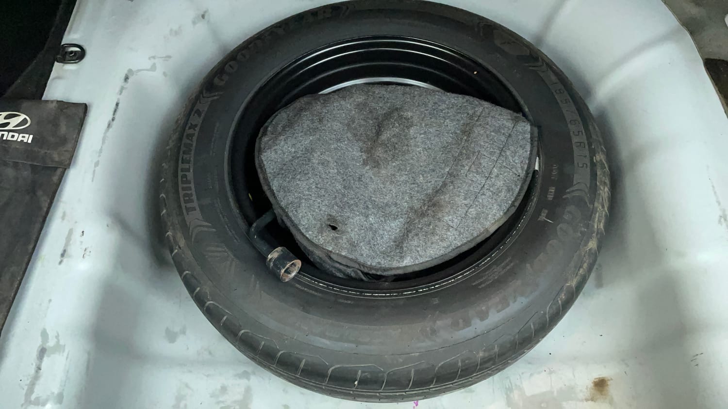 Used 2023 Hyundai Verna SX (O) 1.5 Turbo Petrol MT Petrol Manual tyres SPARE TYRE VIEW
