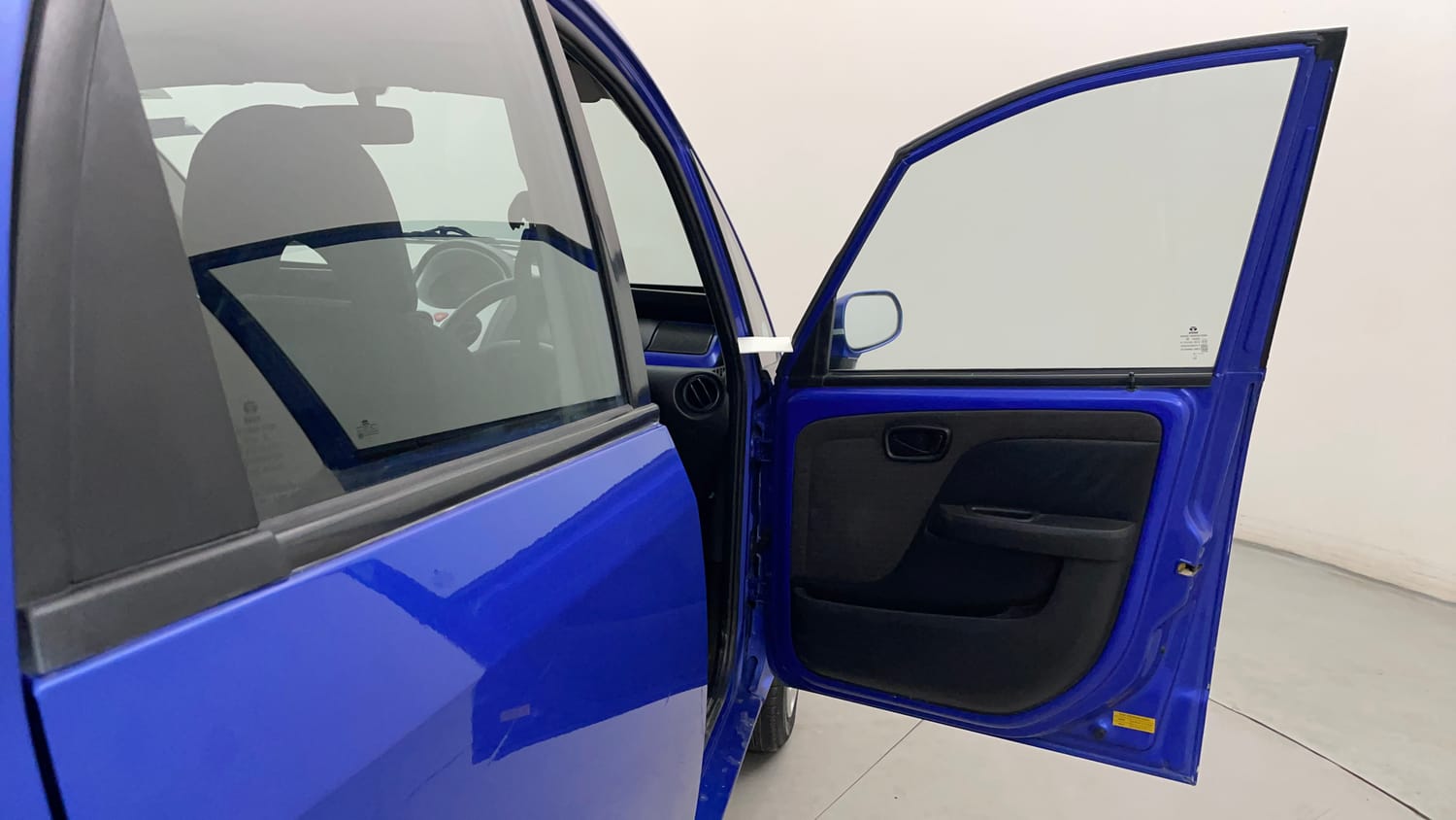 Used 2015 Tata Nano Twist XT Petrol Manual interior RIGHT FRONT DOOR OPEN VIEW