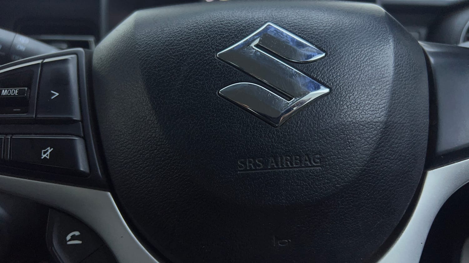 Used 2021 Maruti Suzuki Ignis Zeta 1.2 AMT Petrol Automatic top_features Airbags