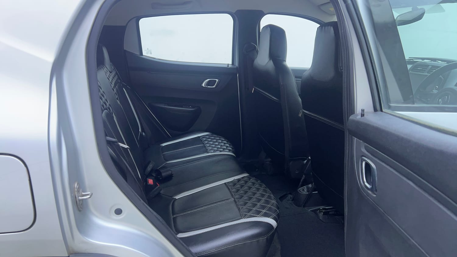 Used 2020 Renault Kwid 1.0 RXT AMT Opt Petrol Automatic interior RIGHT SIDE REAR DOOR CABIN VIEW